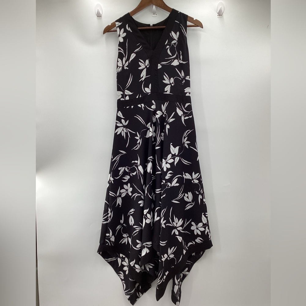 Banana Republic Black and White Handkerchief-Hem Dress - Picture 3 of 12